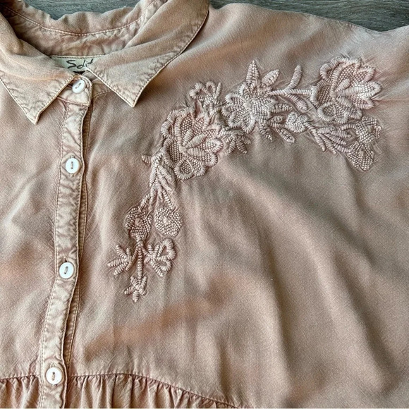 Solitaire Nude Blush Embroidery Tiered Back  Tunics - Picture 9 of 16